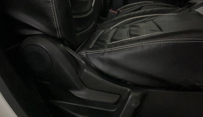 2022 Maruti New Wagon-R LXI CNG 1.0, CNG, Manual, 30,837 km, Driver Side Adjustment Panel