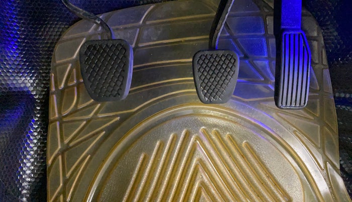 2016 Honda Jazz 1.2L I-VTEC SV, Petrol, Manual, 83,707 km, Pedals