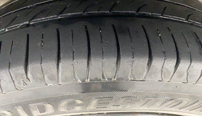 2016 Honda Jazz 1.2L I-VTEC SV, Petrol, Manual, 83,707 km, Right Rear Tyre Tread