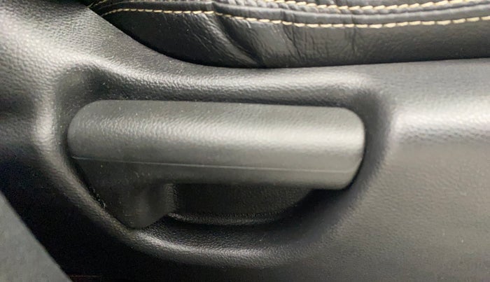 2016 Honda Jazz 1.2L I-VTEC SV, Petrol, Manual, 83,707 km, Driver Side Adjustment Panel