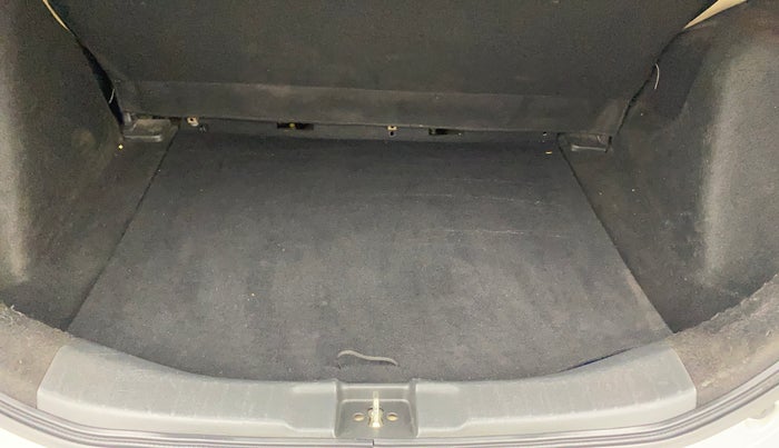 2016 Honda Jazz 1.2L I-VTEC SV, Petrol, Manual, 83,707 km, Boot Inside