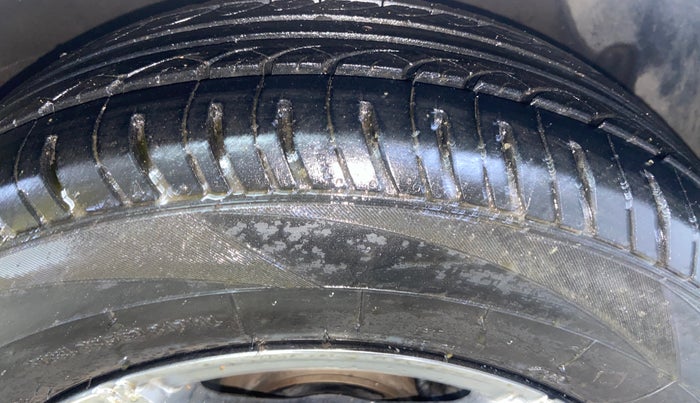 2022 Hyundai GRAND I10 NIOS SPORTZ 1.2 KAPPA VTVT, Petrol, Manual, 47,382 km, Right Front Tyre Tread