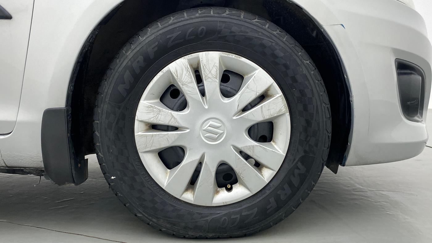 2013 Maruti Swift Dzire VDI, Diesel, Manual, 73,013 km, Right Front Wheel
