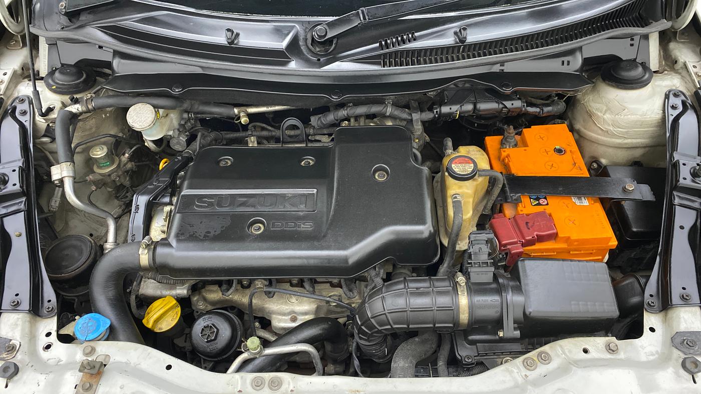 2013 Maruti Swift Dzire VDI, Diesel, Manual, 73,013 km, Open Bonet