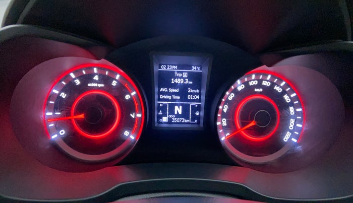 2021 Mahindra XUV300 1.2 W8 OPT, Petrol, Manual, 35,130 km, Odometer Image