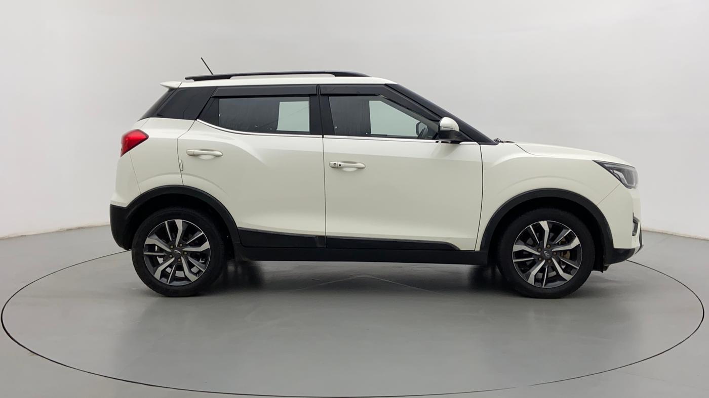 2021 Mahindra XUV300 1.2 W8 OPT, Petrol, Manual, 35,130 km, Right Side