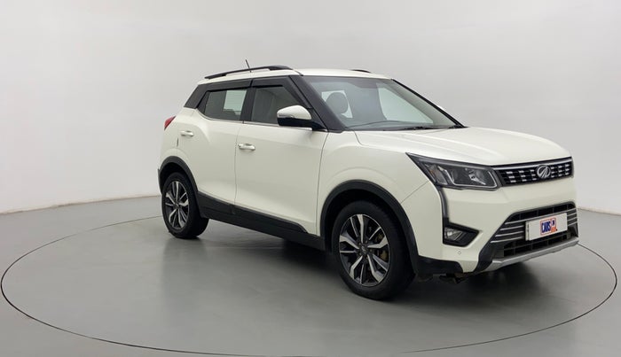 2021 Mahindra XUV300 1.2 W8 OPT, Petrol, Manual, 35,130 km, Right Front Diagonal
