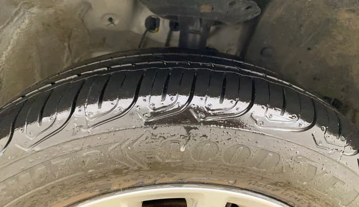 2025 Honda Amaze 1.2L I-VTEC VX CVT, Petrol, Automatic, 11,430 km, Right Front Tyre Tread