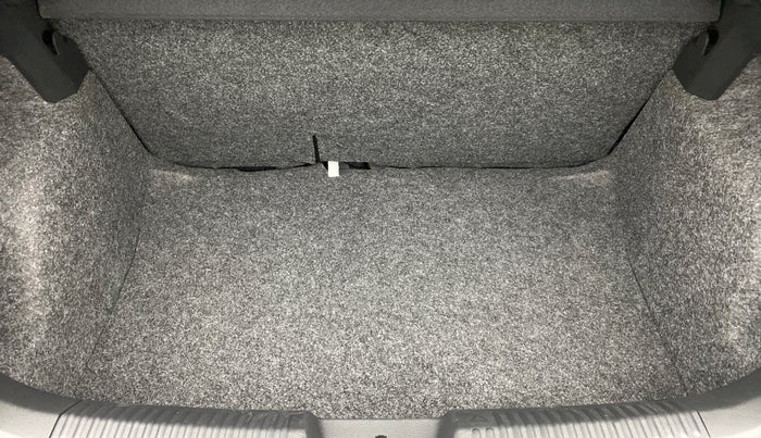 2021 Volkswagen Polo COMFORTLINE 1.0 TSI AT, Petrol, Automatic, 9,191 km, Boot Inside