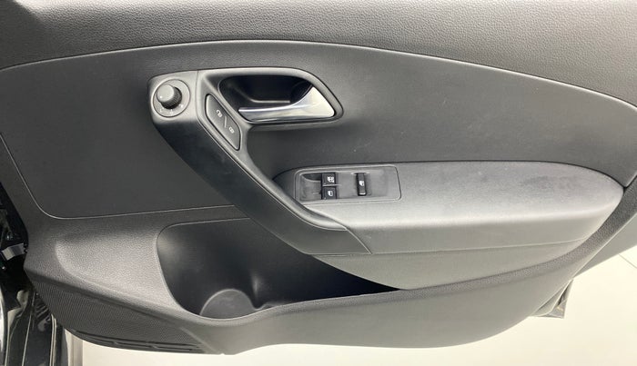 2021 Volkswagen Polo COMFORTLINE 1.0 TSI AT, Petrol, Automatic, 9,191 km, Driver Side Door Panels Control