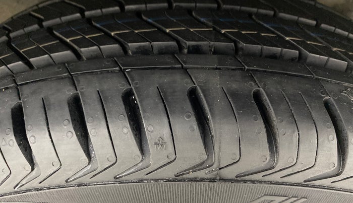 2022 Maruti Dzire ZXI Plus AMT, Petrol, Automatic, 98,910 km, Left Rear Tyre Tread