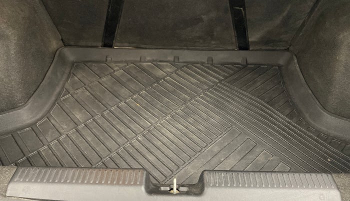 2022 Maruti Dzire ZXI Plus AMT, Petrol, Automatic, 98,910 km, Boot Inside