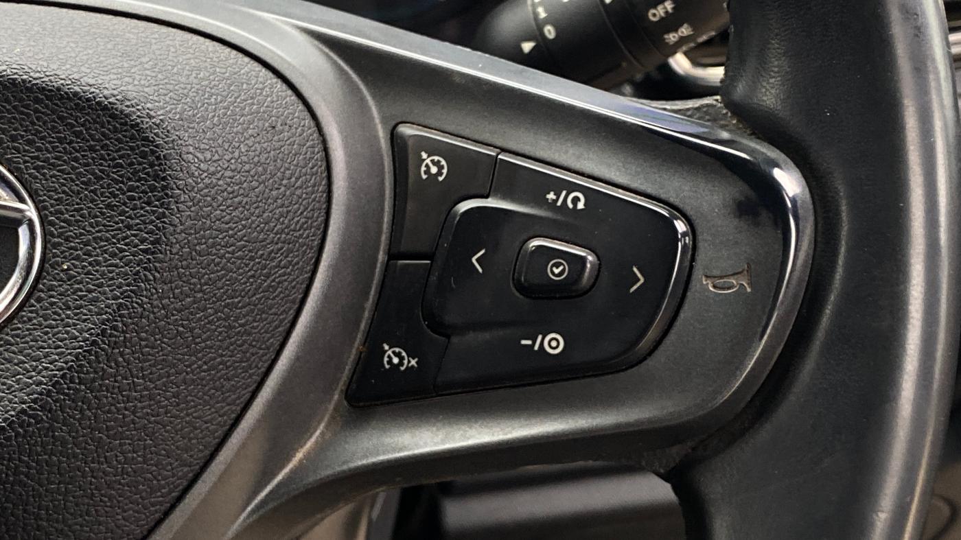 2023 Tata ALTROZ  XZA Plus Sunroof Dark Edition, Petrol, Automatic, 80,408 km, Adaptive Cruise Control