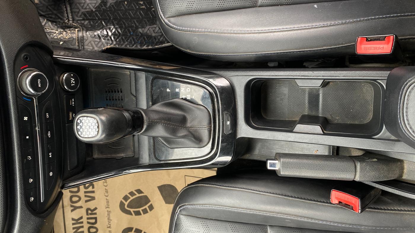 2023 Tata ALTROZ  XZA Plus Sunroof Dark Edition, Petrol, Automatic, 80,408 km, Gear Lever