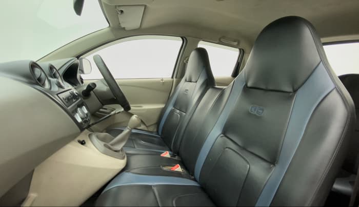 2014 Datsun Go T, Petrol, Manual, 29,171 km, Right Side Front Door Cabin