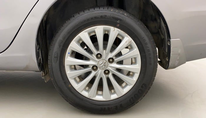 2016 Maruti Ciaz ZXI, Petrol, Manual, 85,280 km, Left Rear Wheel