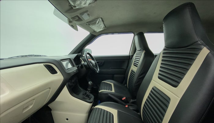 2021 Maruti New Wagon-R LXI CNG 1.0 L, CNG, Manual, 44,293 km, Right Side Front Door Cabin