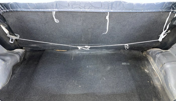 2016 Hyundai Eon D-LITE+, Petrol, Manual, 33,390 km, Boot Inside