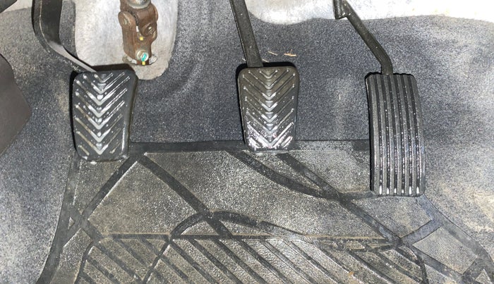 2016 Hyundai Eon D-LITE+, Petrol, Manual, 33,390 km, Pedals