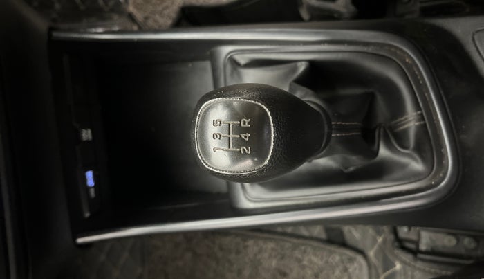 2020 Hyundai NEW I20 MAGNA 1.2 MT, Petrol, Manual, 49,881 km, Gear Lever