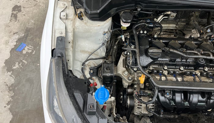 2020 Hyundai NEW I20 MAGNA 1.2 MT, Petrol, Manual, 49,881 km, Engine View - Right