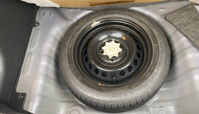 2016 Hyundai Grand i10 ASTA AT 1.2 KAPPA VTVT, Petrol, Automatic, 62,887 km, Spare Tyre