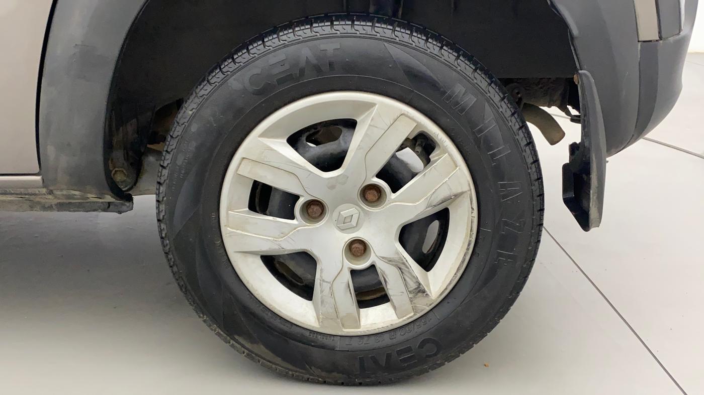 2018 Renault Kwid RXT 1.0 AMT (O), Petrol, Automatic, 43,879 km, Left Rear Wheel
