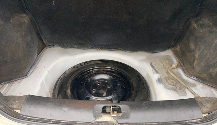 2014 Maruti Swift Dzire VDI, Diesel, Manual, 1,20,186 km, Boot Inside