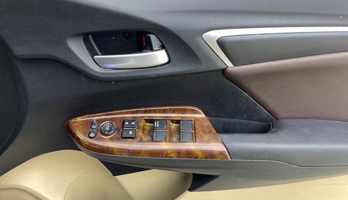 2019 Honda WR-V 1.2L I-VTEC VX MT, Petrol, Manual, 20,578 km, Driver Side Door Panels Control