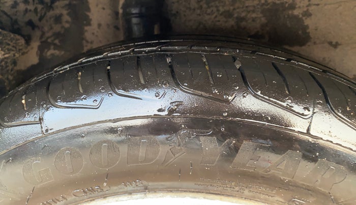 2018 Honda WR-V 1.2L I-VTEC VX MT, CNG, Manual, 33,426 km, Right Rear Tyre Tread