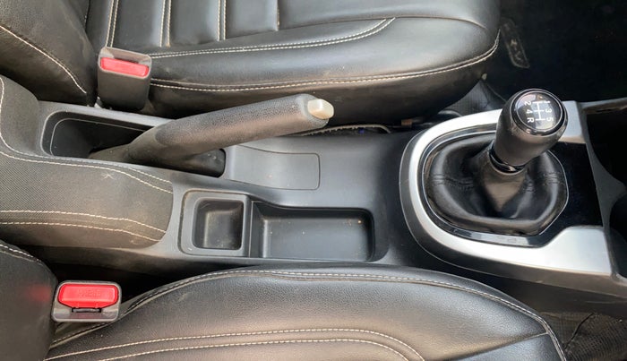 2018 Honda WR-V 1.2L I-VTEC VX MT, CNG, Manual, 33,426 km, Gear Lever