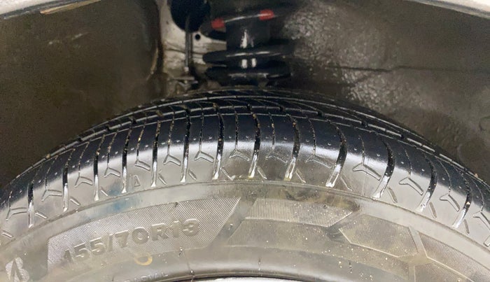 2015 Maruti Alto K10 VXI, Petrol, Manual, 1,42,206 km, Right Front Tyre Tread