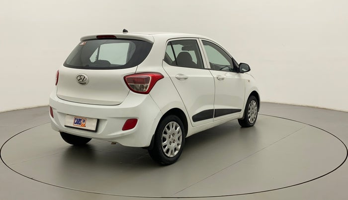 2013 Hyundai Grand i10 MAGNA 1.2 KAPPA VTVT, Petrol, Manual, 71,279 km, Right Back Diagonal