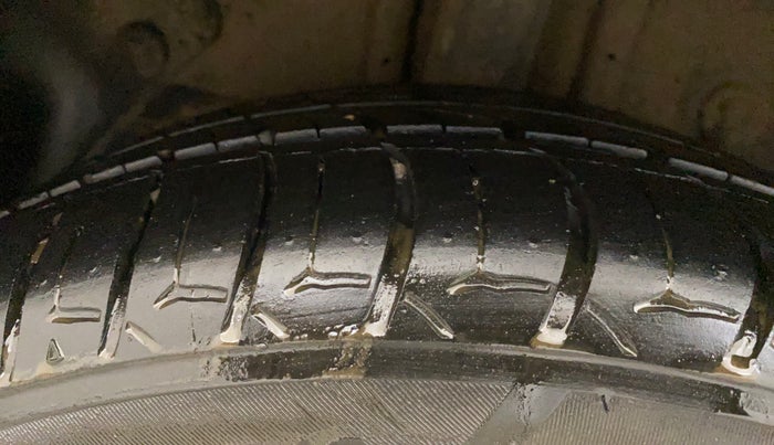 2015 Hyundai Elite i20 ASTA 1.2, Petrol, Manual, 60,175 km, Right Rear Tyre Tread