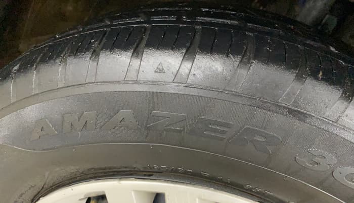2019 Maruti Swift VXI, Petrol, Manual, 51,959 km, Right Front Tyre Tread