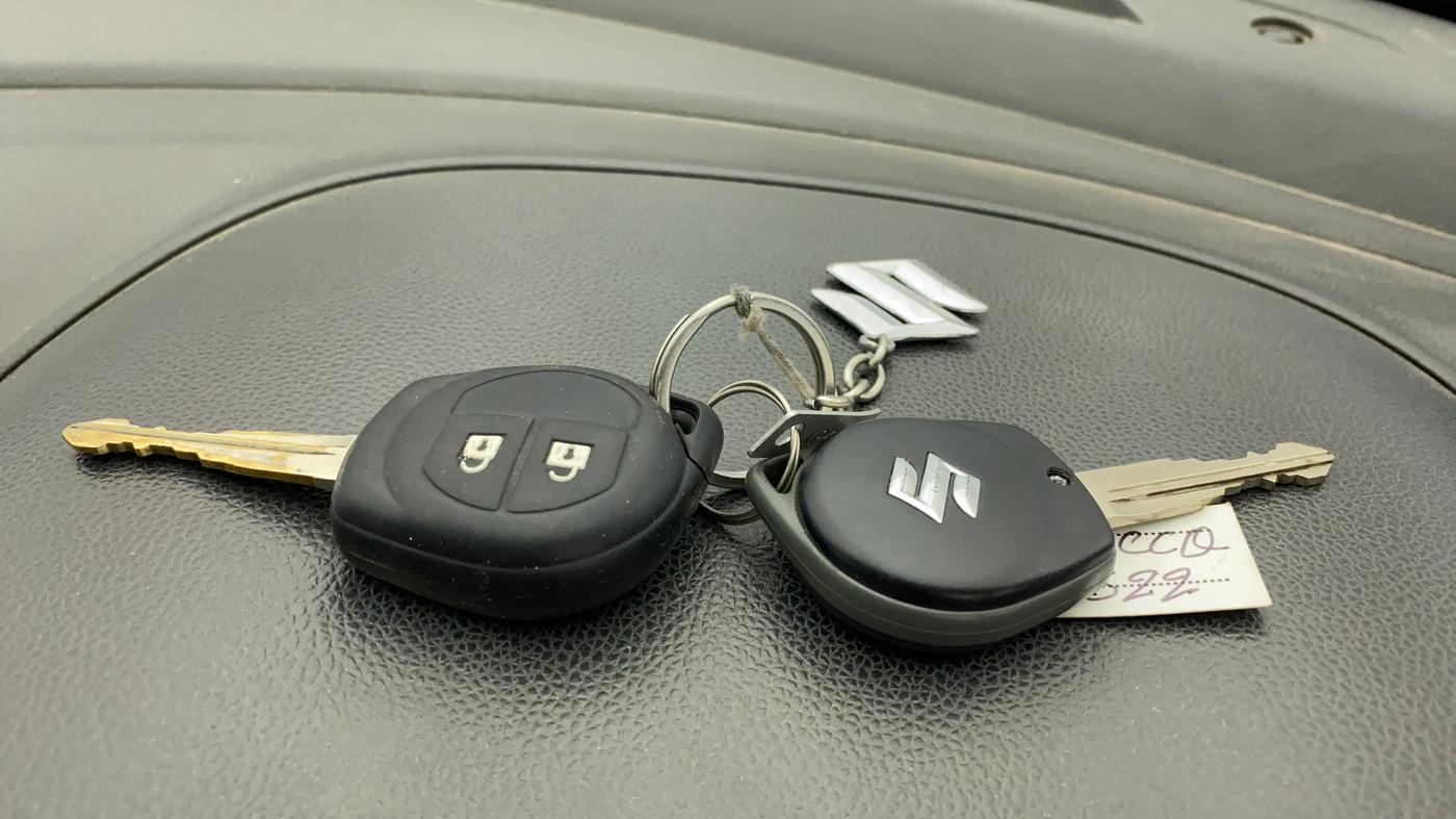 2019 Maruti Swift VXI, Petrol, Manual, 51,959 km, Key Close Up