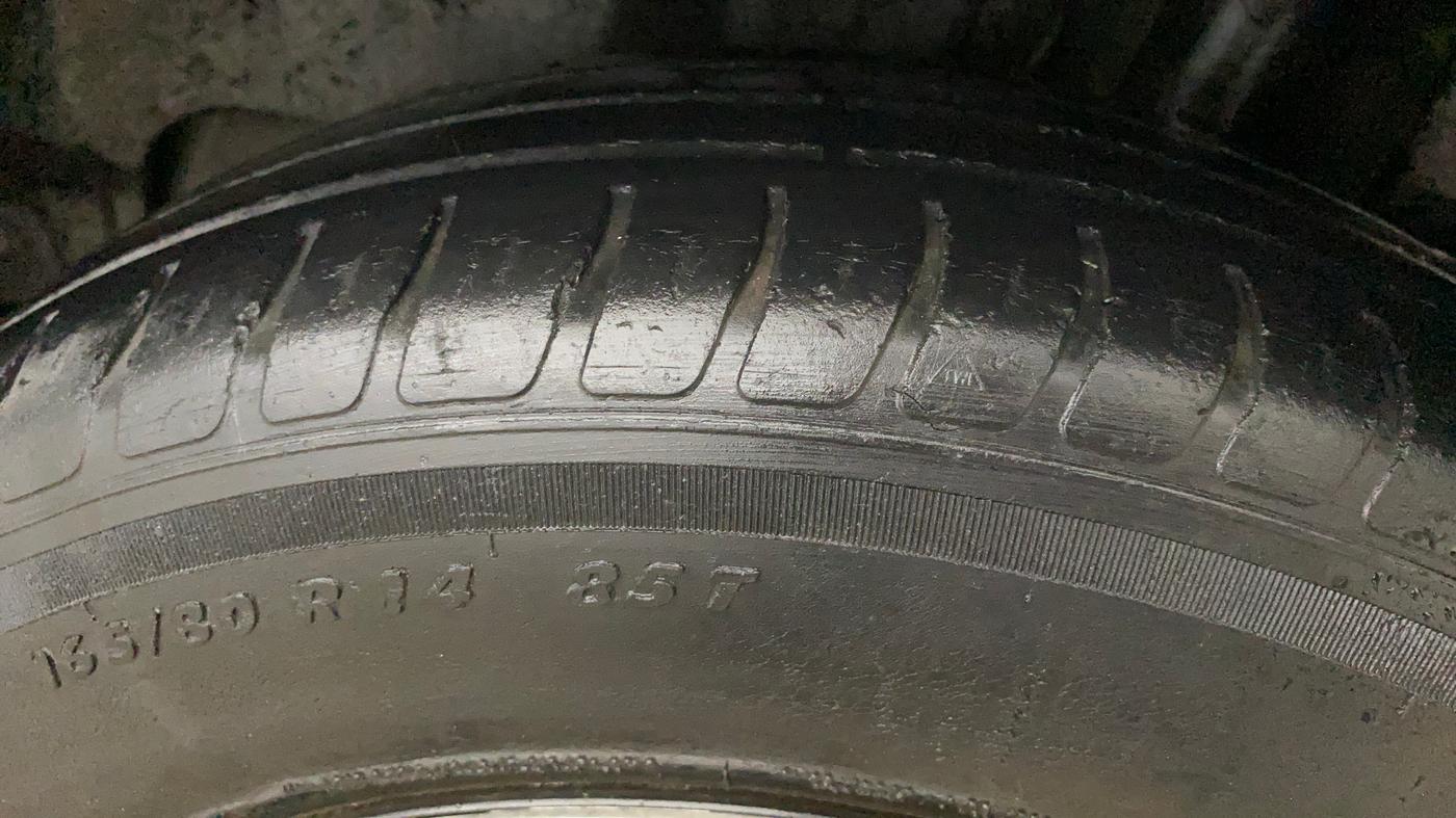 2019 Maruti Swift VXI, Petrol, Manual, 51,959 km, Left Rear Tyre Tread