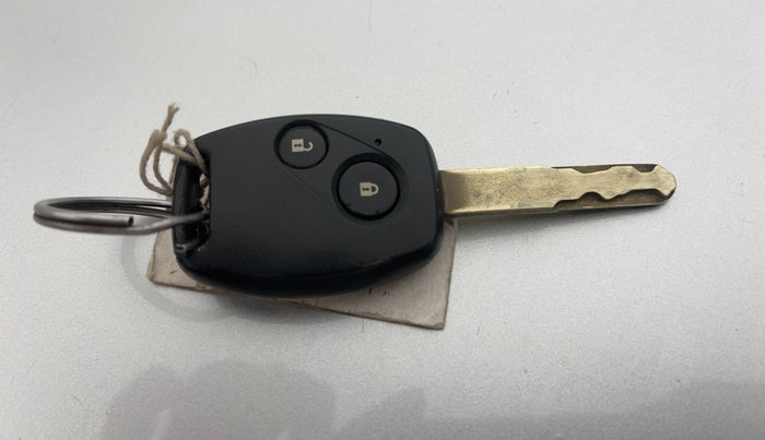 2015 Honda Amaze 1.2L I-VTEC VX AT, Petrol, Automatic, 69,722 km, Key Close Up