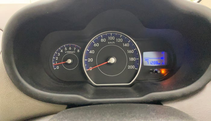 2012 Hyundai i10 MAGNA 1.1, Petrol, Manual, 71,253 km, Odometer Image