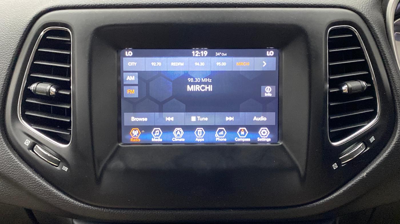 2018 Jeep Compass 2.0 LONGITUDE (O), Diesel, Manual, 51,224 km, Infotainment System