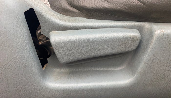 2013 Maruti Alto K10 LXI, Petrol, Manual, 98,118 km, Driver Side Adjustment Panel