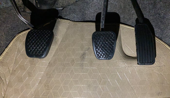 2017 Honda Amaze 1.2L I-VTEC S, Petrol, Manual, 41,403 km, Pedals