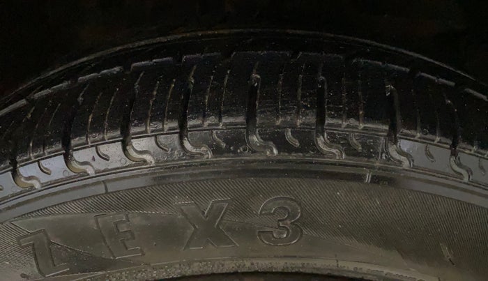 2017 Honda Amaze 1.2L I-VTEC S, Petrol, Manual, 41,403 km, Right Front Tyre Tread