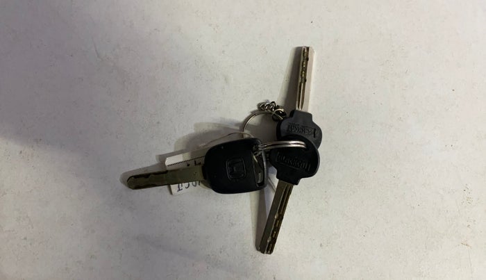 2017 Honda Amaze 1.2L I-VTEC S, Petrol, Manual, 41,403 km, Key Close Up