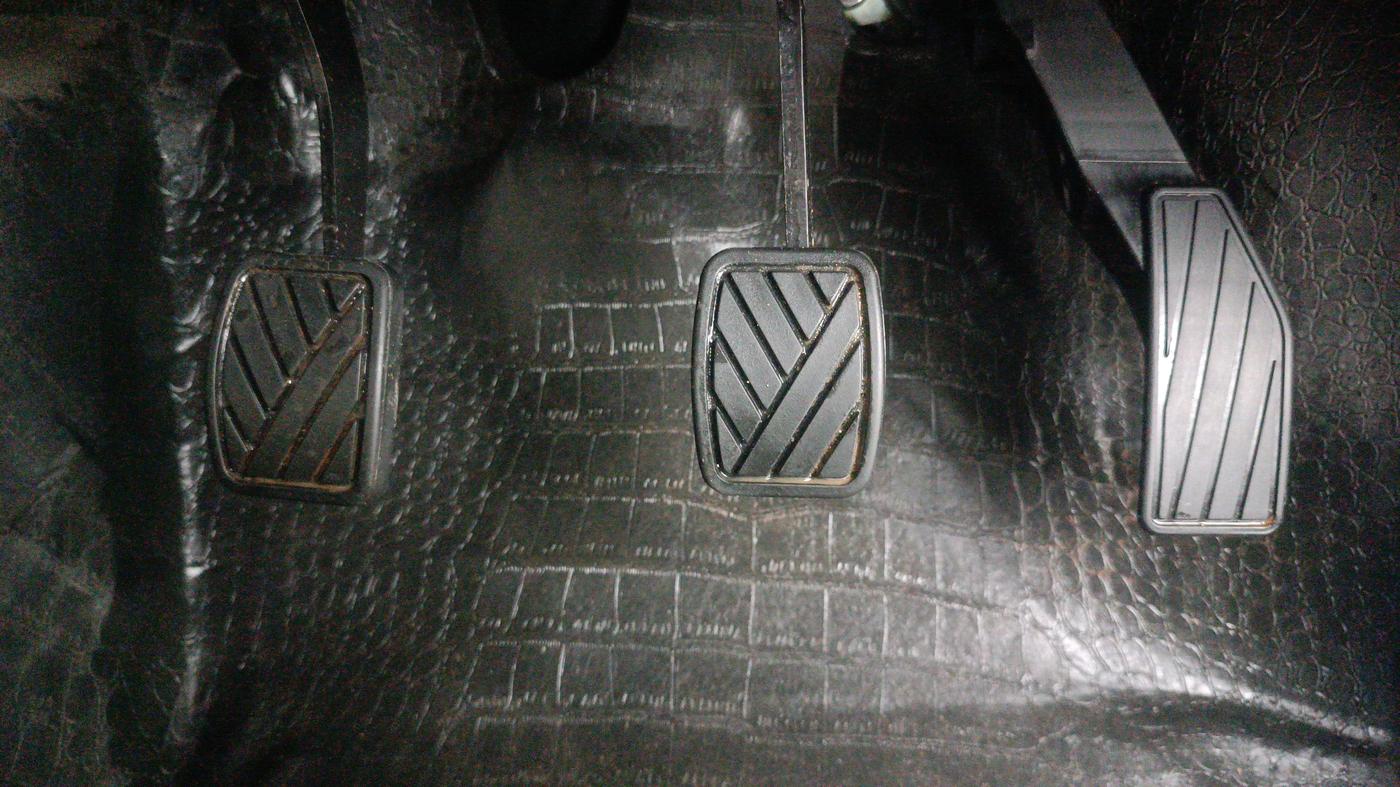 2025 Maruti Alto K10 VXI, Petrol, Manual, 28,810 km, Pedals