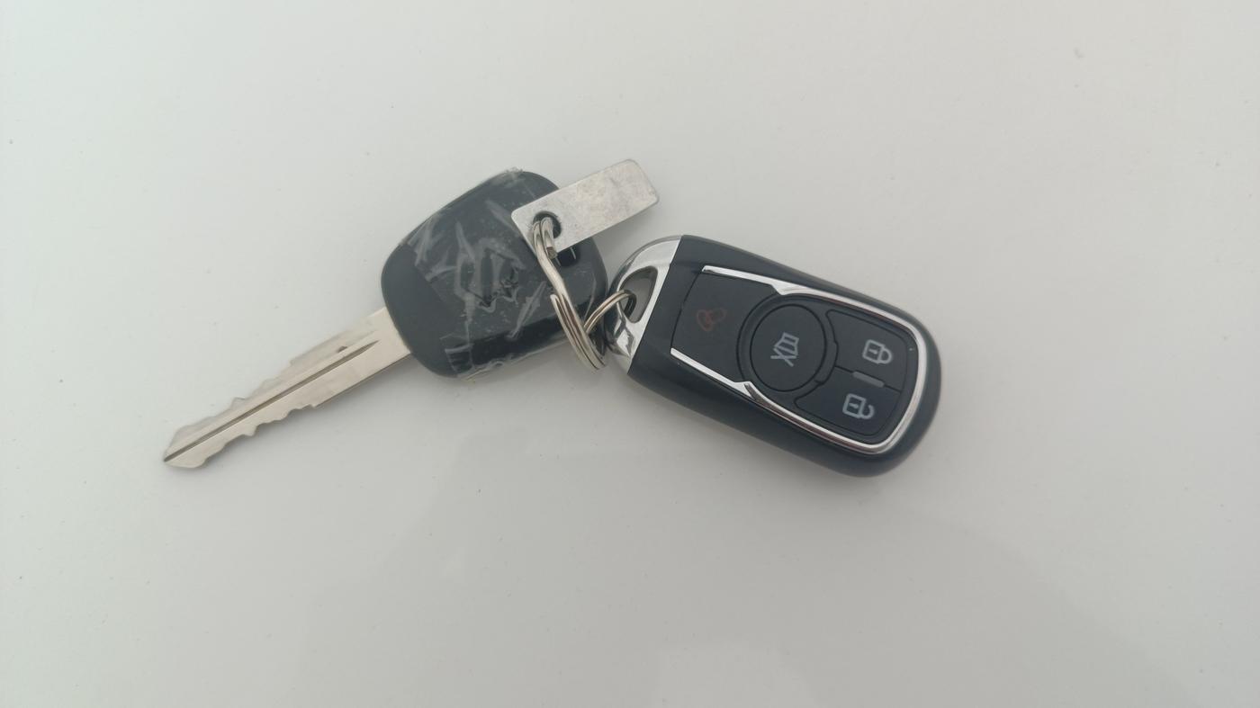 2025 Maruti Alto K10 VXI, Petrol, Manual, 28,810 km, Key Close Up