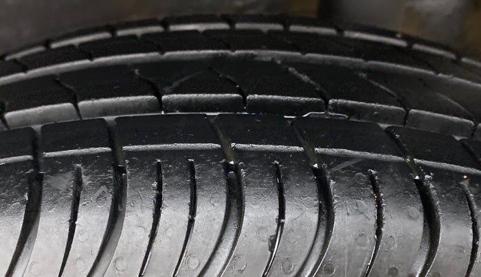 2022 Maruti S PRESSO VXI+, Petrol, Manual, 12,963 km, Left Rear Tyre Tread