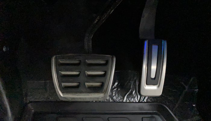 2022 Volkswagen TAIGUN GT PLUS 1.5 TSI DSG, Petrol, Automatic, 1,728 km, Pedals