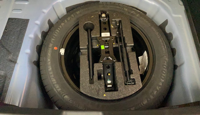 2022 Volkswagen TAIGUN GT PLUS 1.5 TSI DSG, Petrol, Automatic, 1,728 km, Spare Tyre