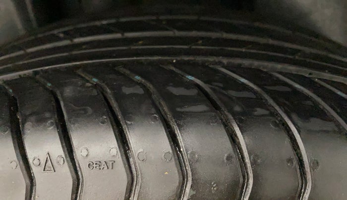 2022 Volkswagen TAIGUN GT PLUS 1.5 TSI DSG, Petrol, Automatic, 1,728 km, Right Rear Tyre Tread